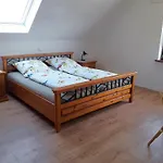 - Im Parterre Und Obergeschoss Apartamento