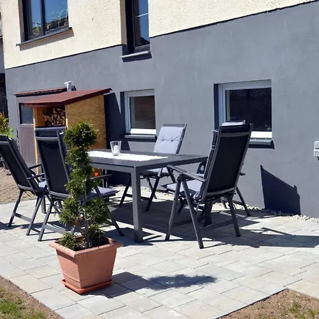 - Im Parterre Und Obergeschoss * Grimburg